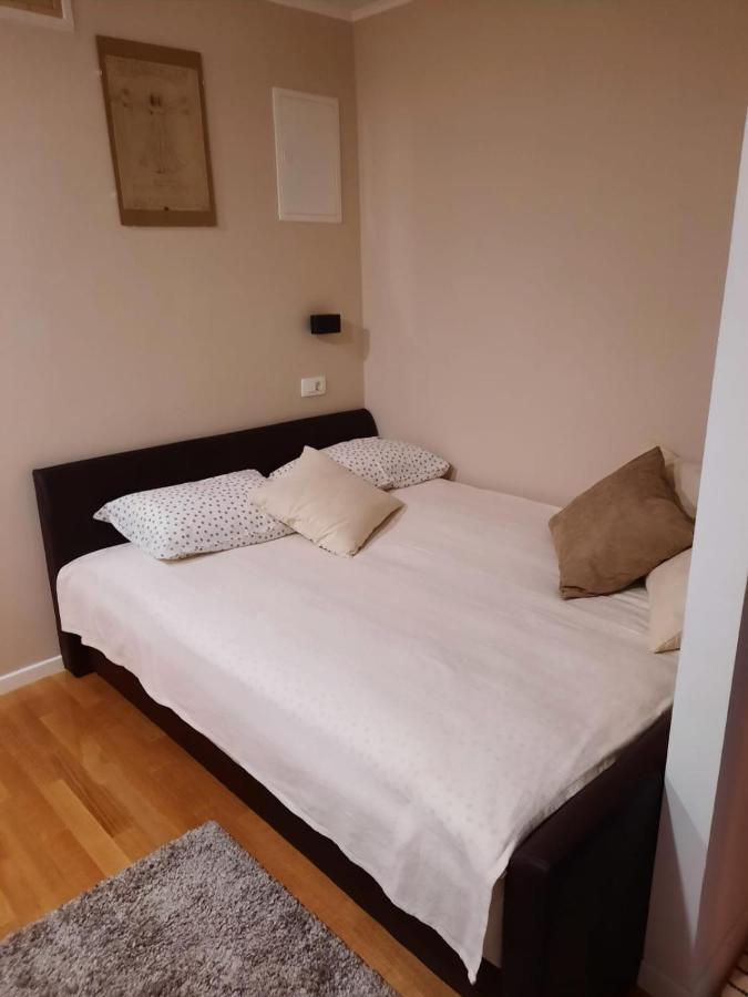 Studio Apartman Chiara Zagreb Exteriör bild