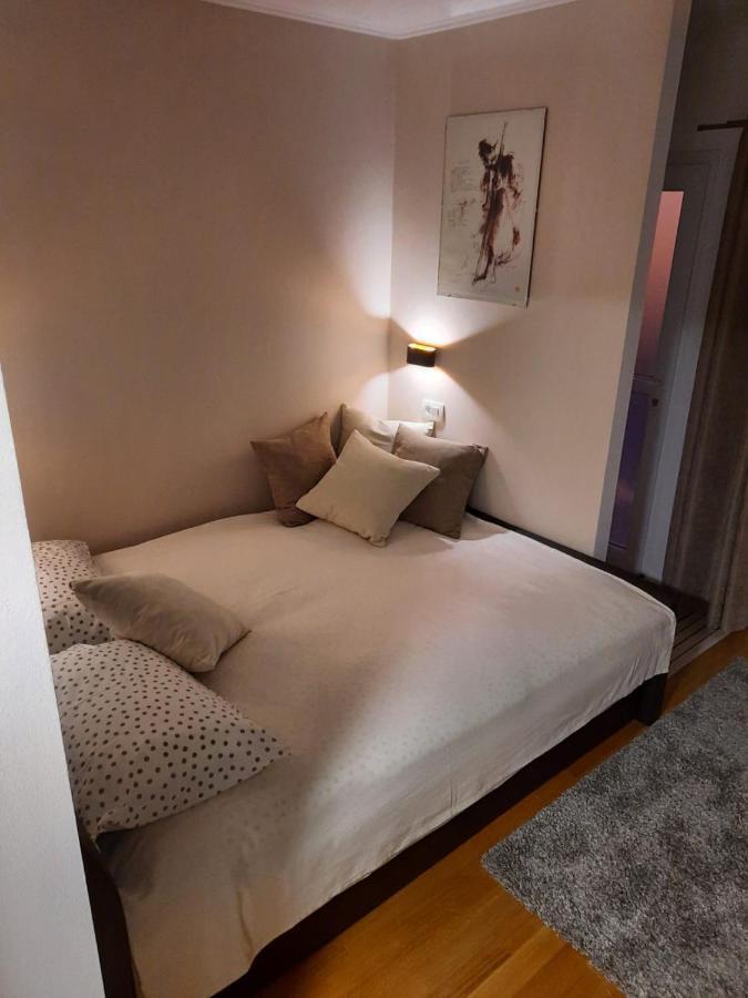 Studio Apartman Chiara Zagreb Exteriör bild